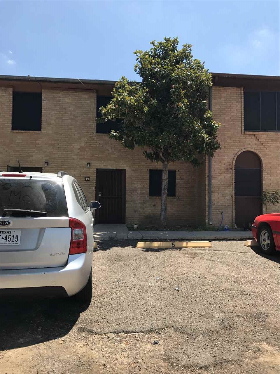 1300 Hillside Road, Unit 5 Laredo, TX 78041 - Photo 3 of 10 Gallery Image 3