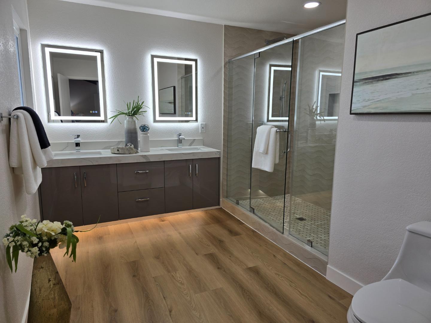 3575 Lehigh Drive, Unit 25 Santa Clara, CA 95051 - Photo 13 of 29 a spacious bathroom with a tub sink mirror and toilet