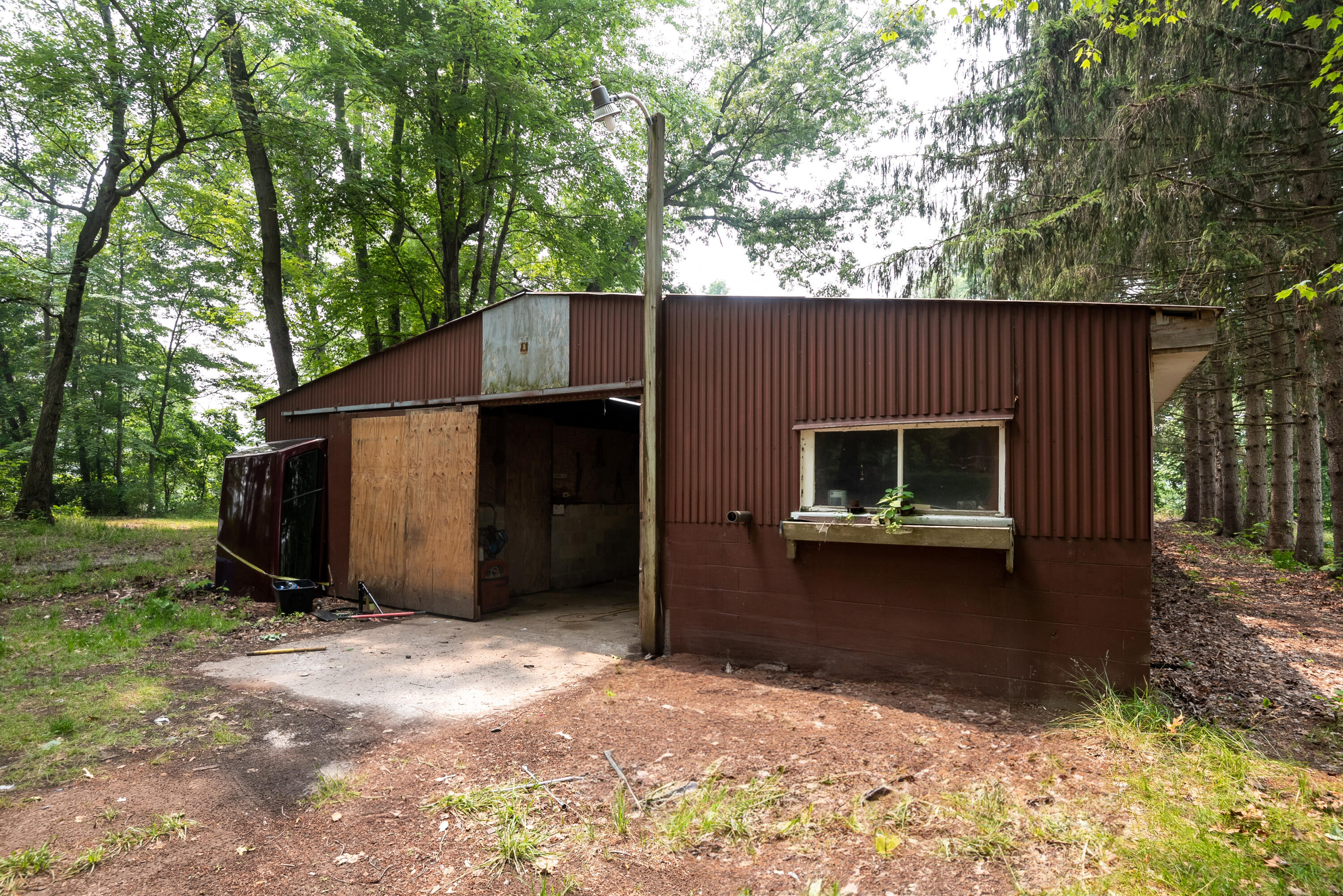 6456 Scherr Road Berrien Springs, MI 49103 - Photo 8 of 38 Barn