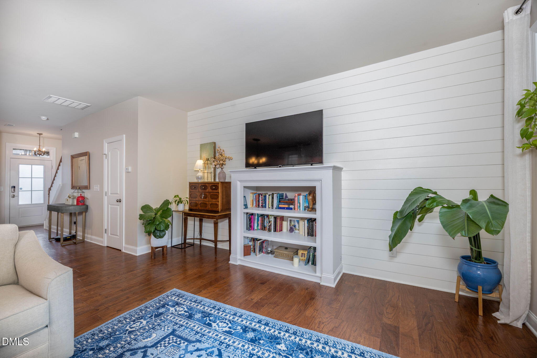 2816 Piedmont River Way Raleigh, NC 27606 - Photo 25 of 62 24-web-or-mls-8Y3A8940-Edit