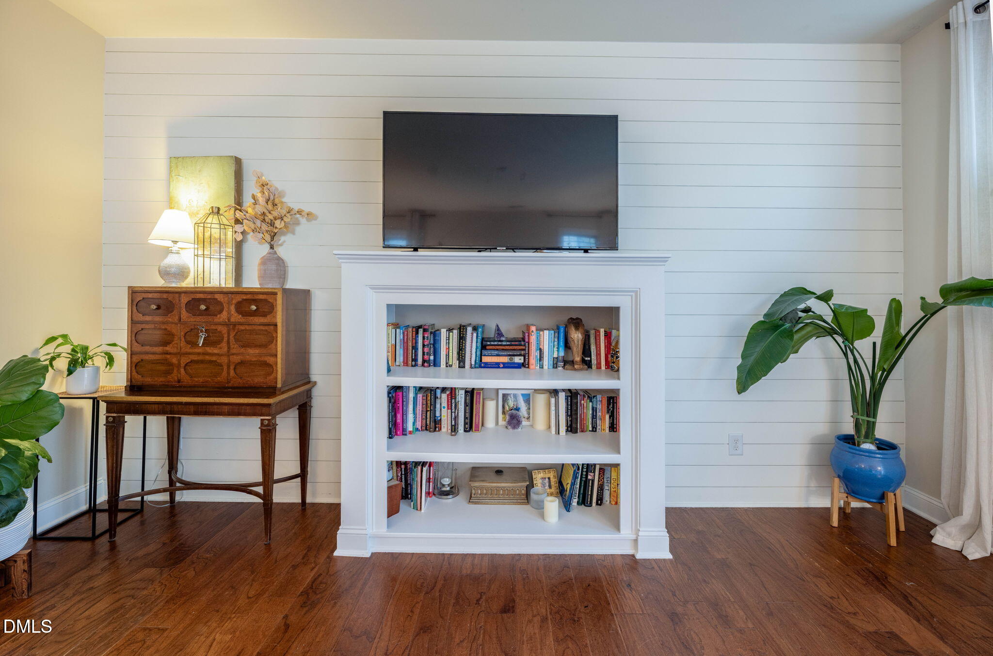 2816 Piedmont River Way Raleigh, NC 27606 - Photo 26 of 62 25-web-or-mls-8Y3A8945-Edit