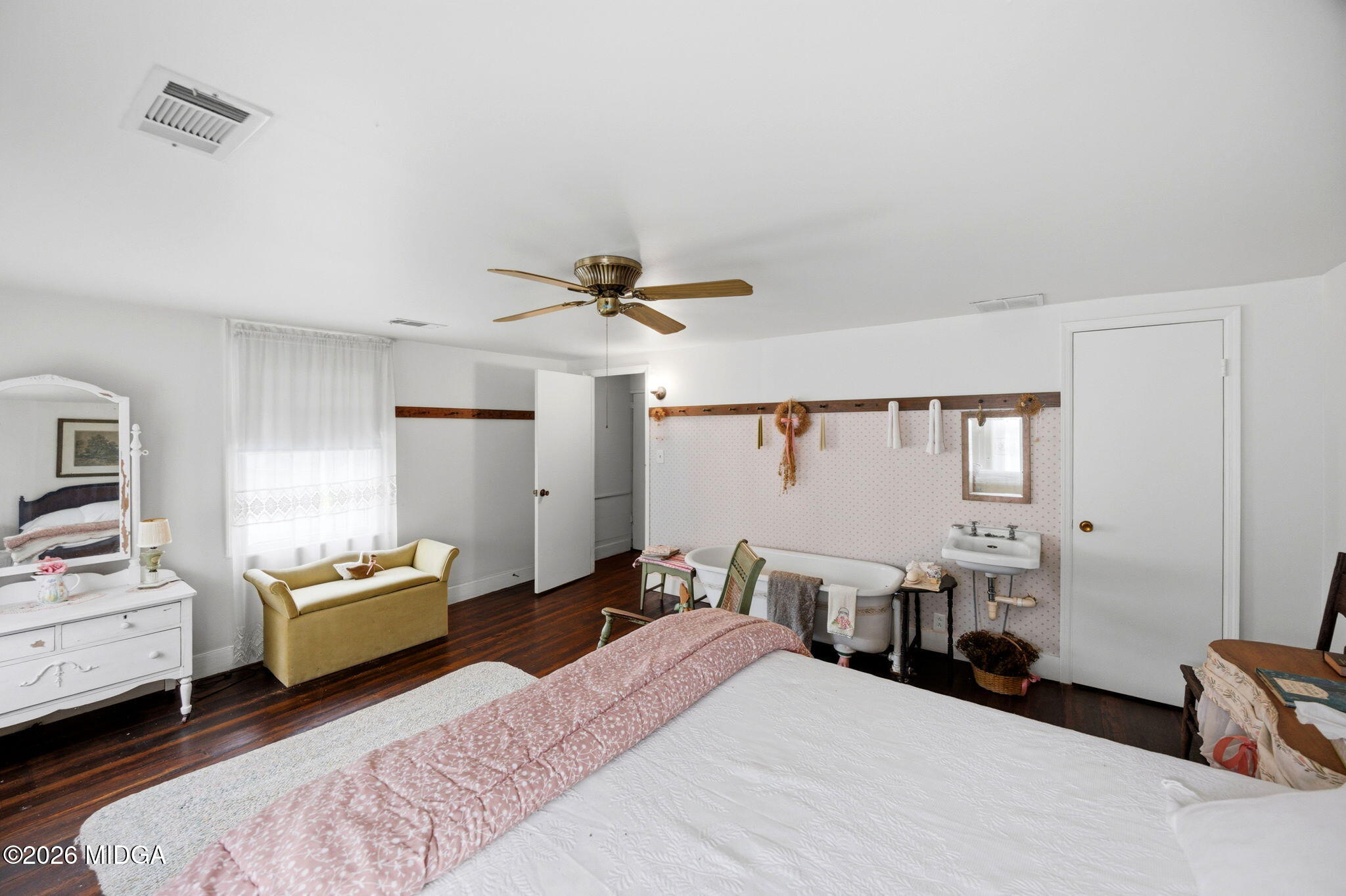 1880 Dames Ferry Road Forsyth, GA 31029 - Photo 16 of 40 17