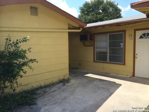 $215,000 | 2139 Babs Drive, San Antonio, TX 78213
