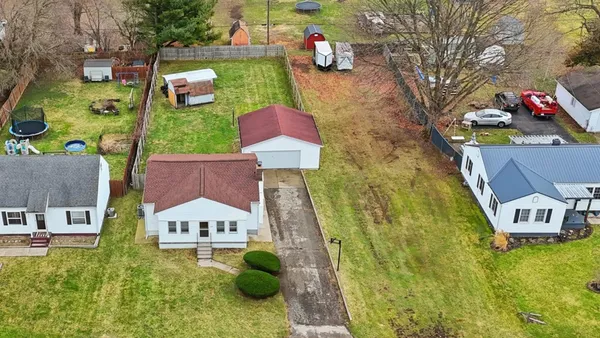 $209,900 | 330 Larchmont Drive, Springfield, OH 45503