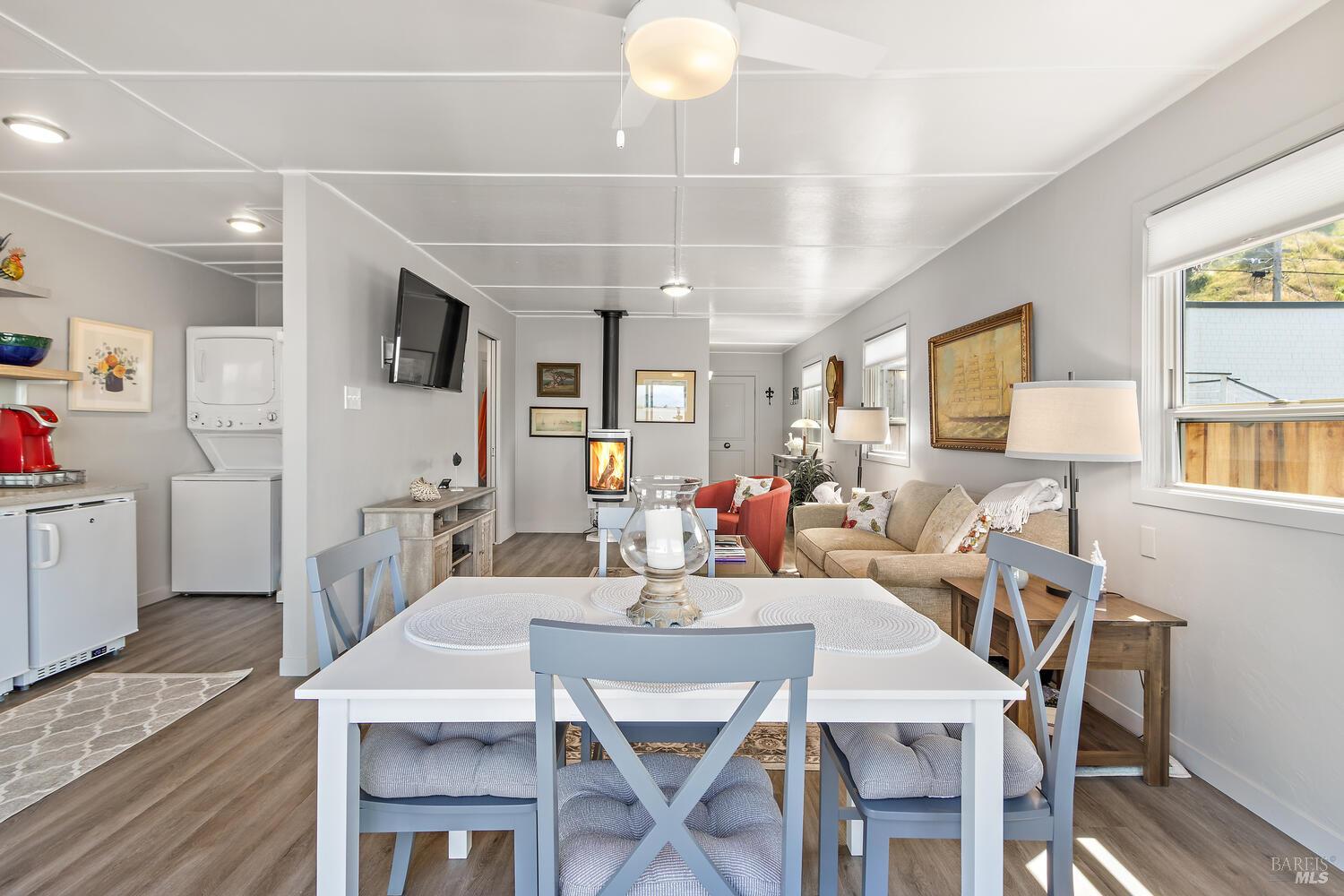 9 Sandy Beach Road Vallejo, CA 94590 - Photo 13 of 25 a view of a dining room with furniture