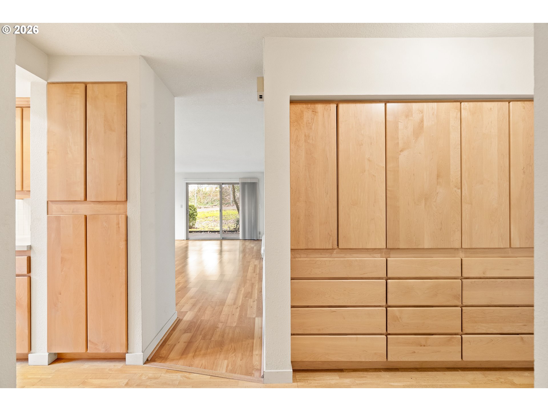 10371 Southwest Trapper Terrace Beaverton, OR 97008 - Photo 6 of 39