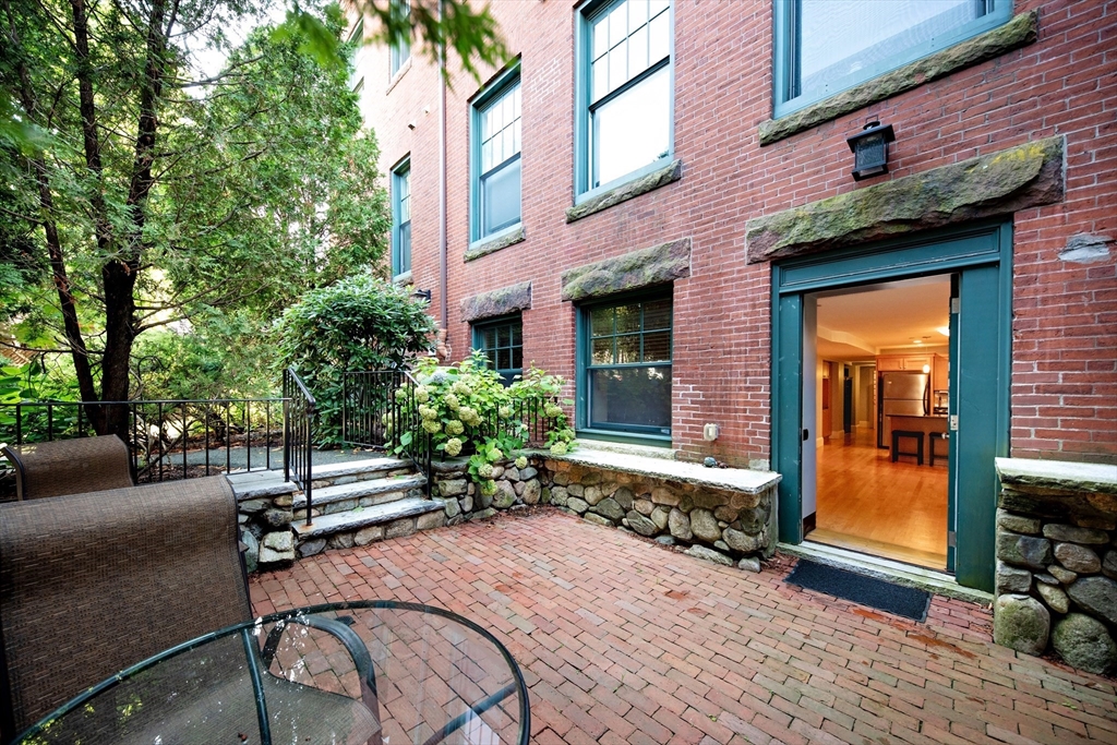 245 Beacon Street, Unit 2 Somerville, MA 02143 - Photo 1 of 25