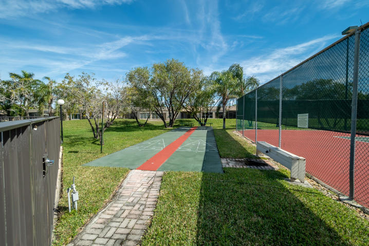 9124 Flynn Circle, Unit 4 Boca Raton, FL 33496 - Photo 29 of 34 flynn courts