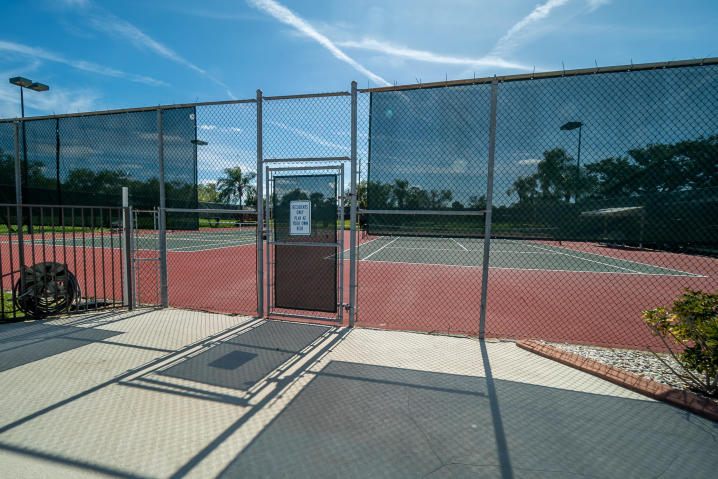 9124 Flynn Circle, Unit 4 Boca Raton, FL 33496 - Photo 34 of 34 tennis courts flynn