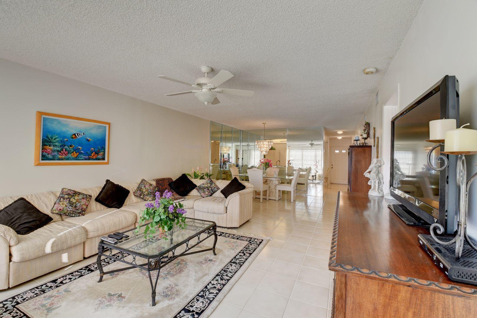 9124 Flynn Circle, Unit 4 Boca Raton, FL 33496 - Photo 8 of 34 11_virtuals1 (11)