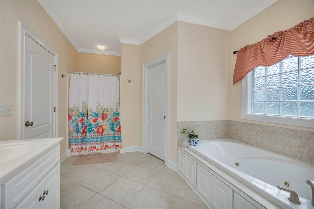 115 Spring Lake Circle Brunswick, GA 31525 - Photo 18 of 40