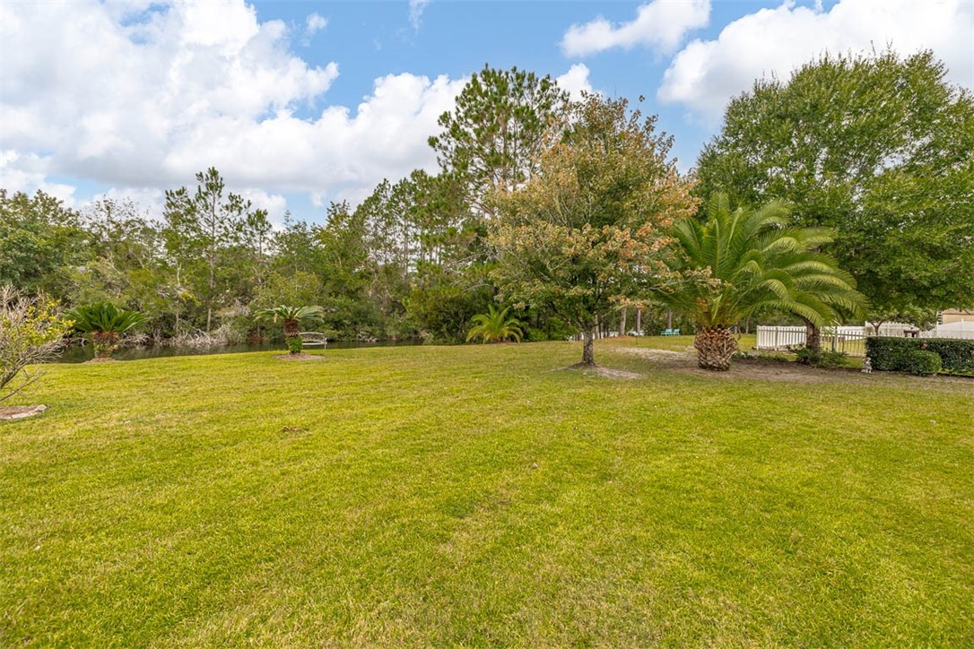 115 Spring Lake Circle Brunswick, GA 31525 - Photo 31 of 40