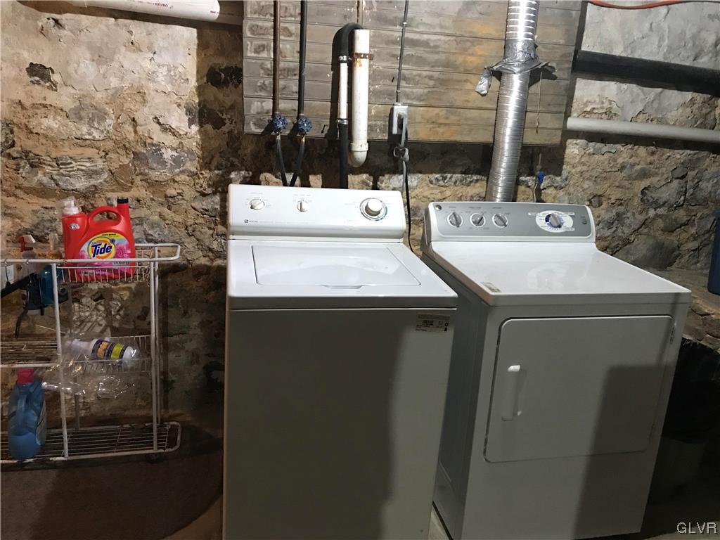 4578 Hanoverville Road Bethlehem, PA 18020 - Photo 28 of 43