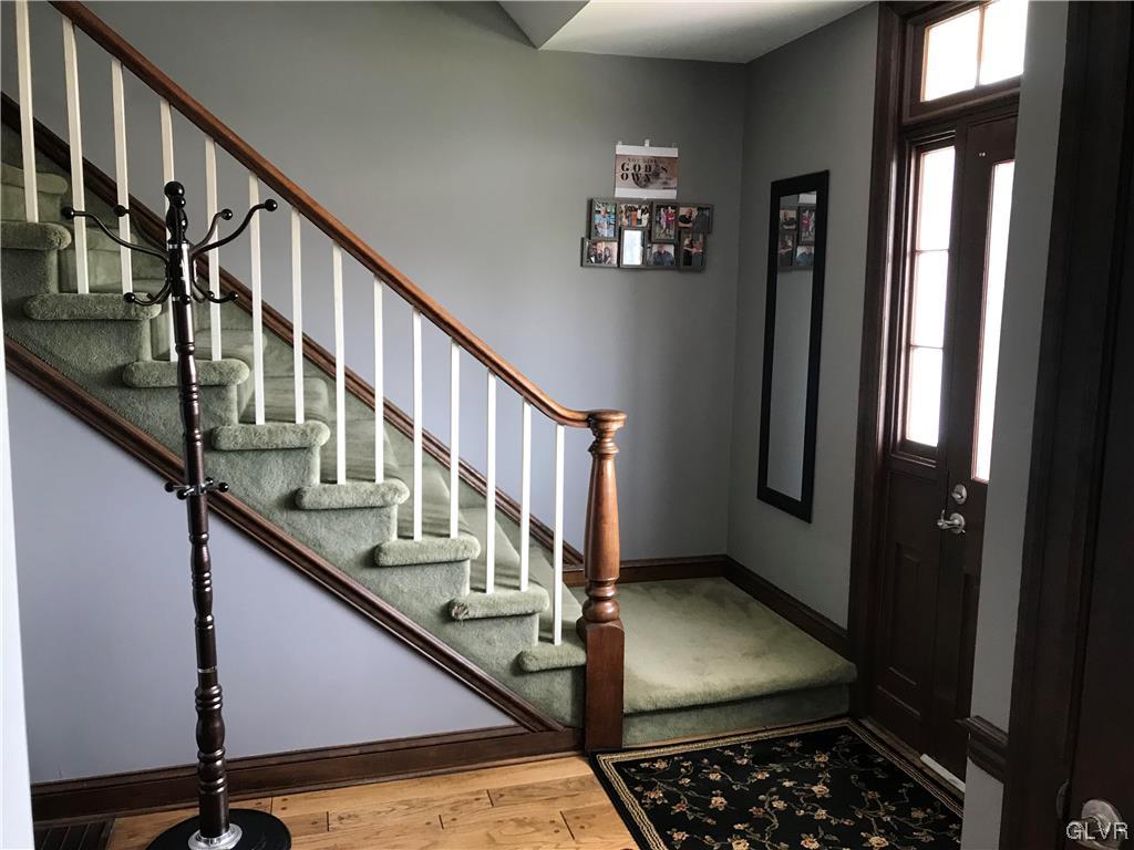 4578 Hanoverville Road Bethlehem, PA 18020 - Photo 3 of 43