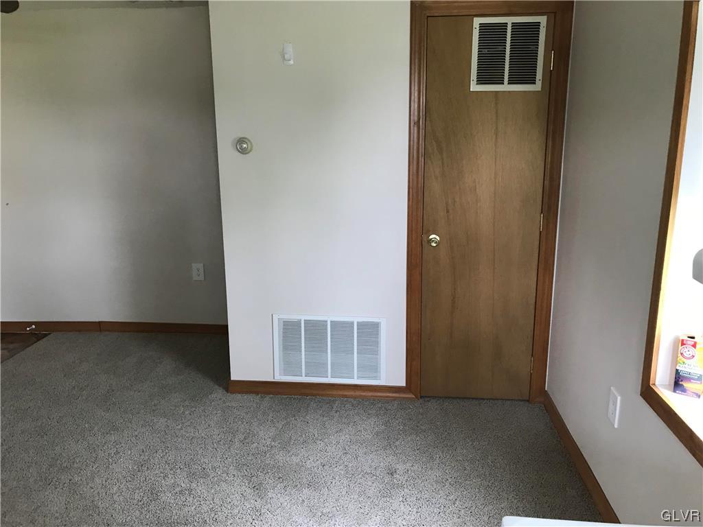 4578 Hanoverville Road Bethlehem, PA 18020 - Photo 41 of 43 Apartment