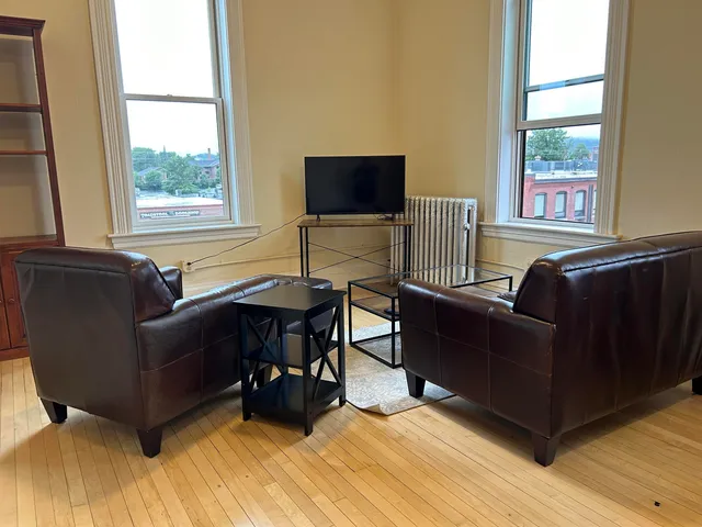 $1,695 | 101 Main Street, Unit 17, Keene, NH 03431