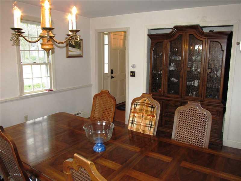 2 Hedgerow Drive Cumberland, ME 04021 - Photo 8 of 32 Dining Room.