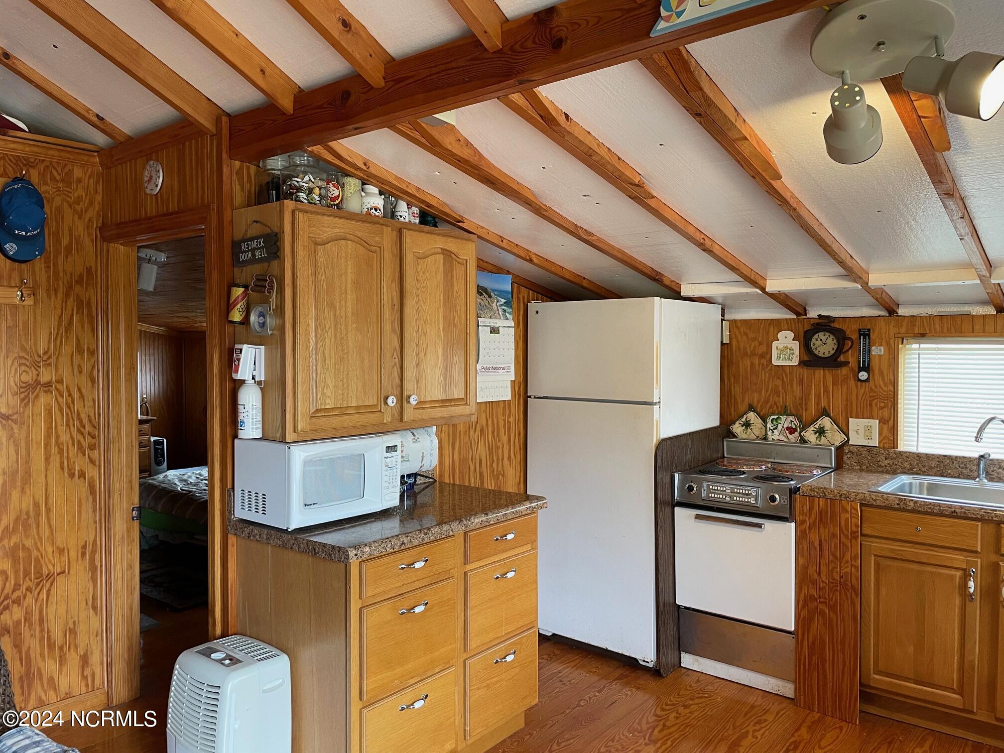 2604 Cedar Island Road Cedar Island, NC 28520 - Photo 48 of 62 Studio Kitchen