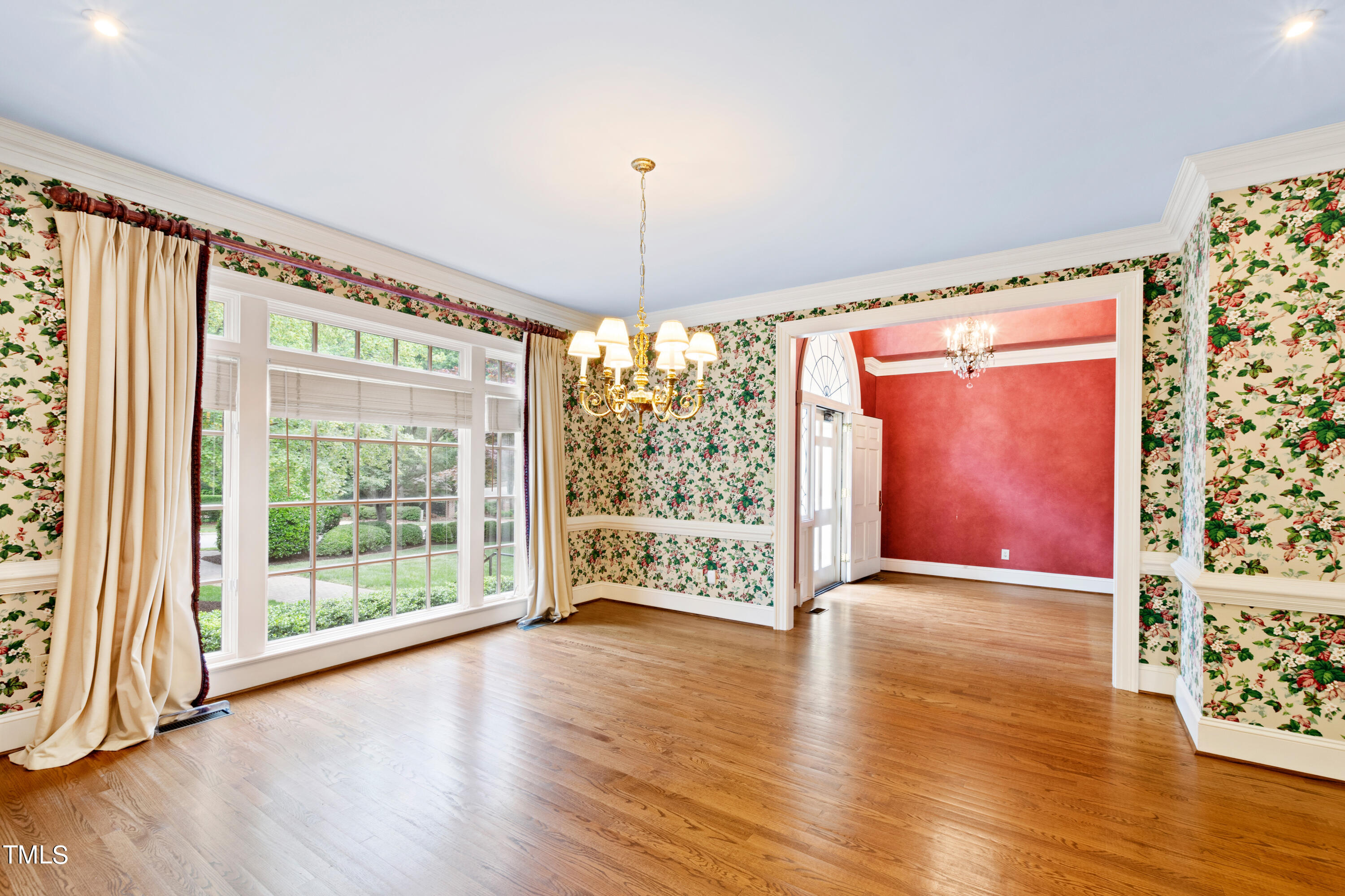 1904 Chase Court Raleigh, NC 27607 - Photo 9 of 68 Dining 2
