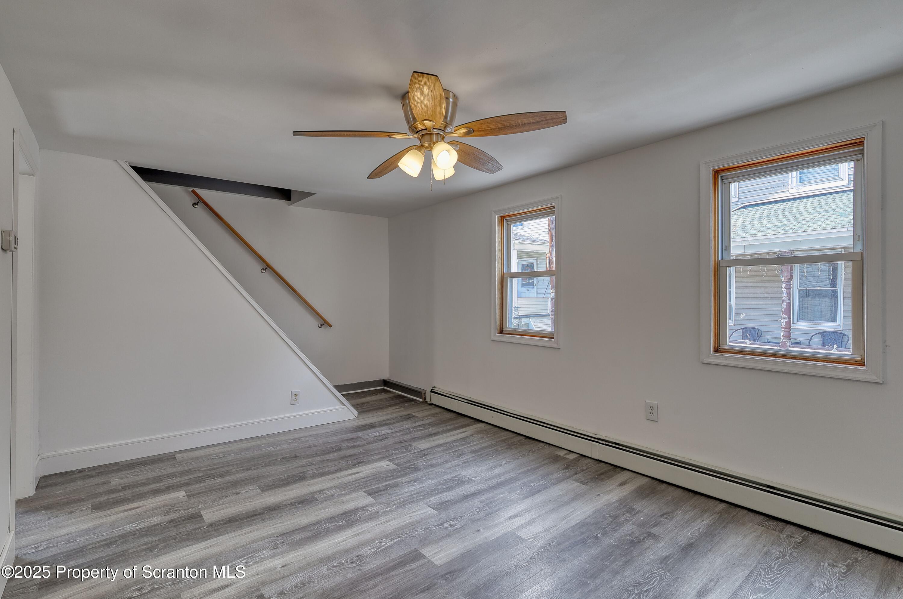 326 Neptune Place Scranton, PA 18505 - Photo 11 of 29 IMG_6337_hdr (1)