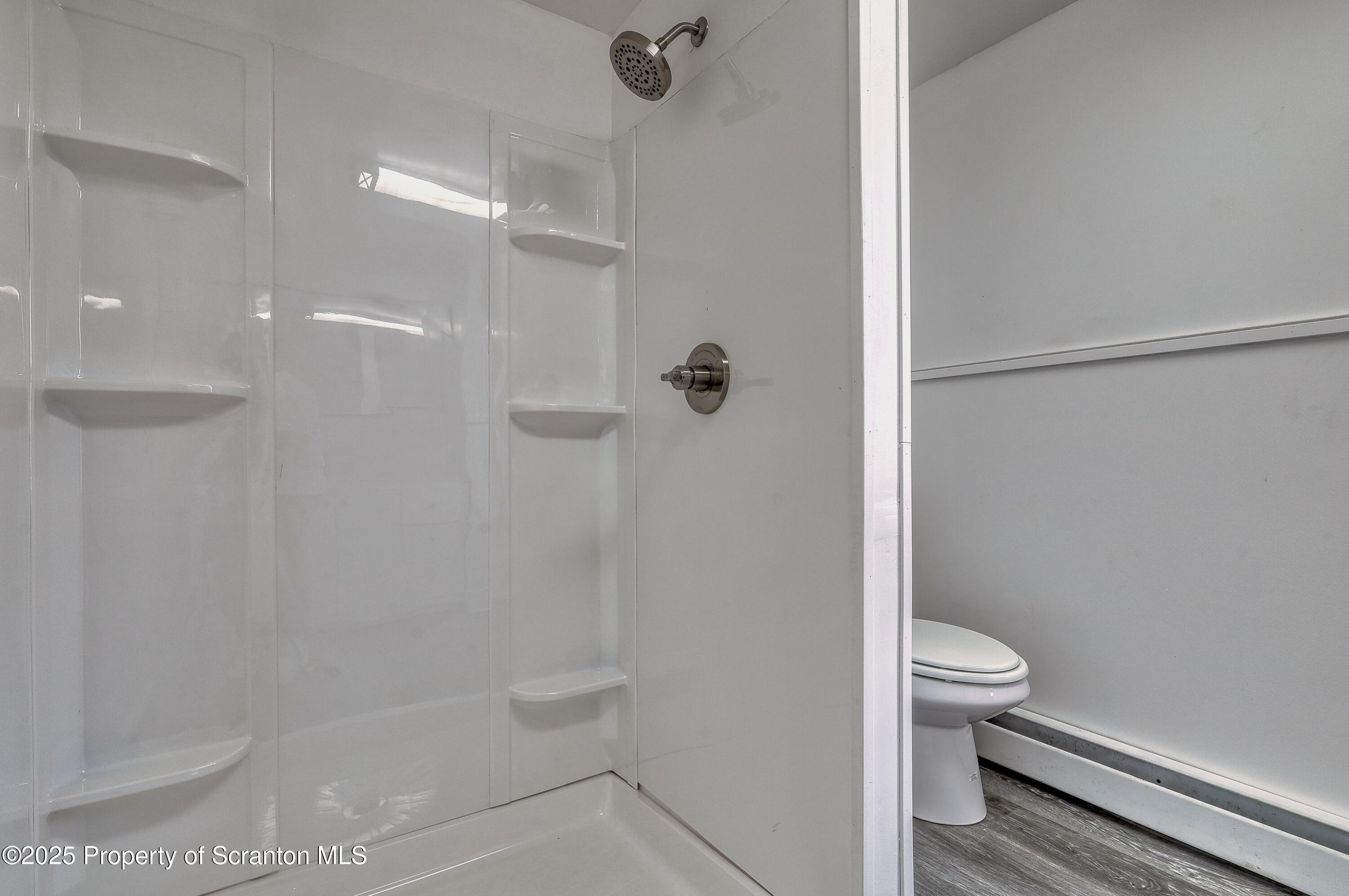 326 Neptune Place Scranton, PA 18505 - Photo 16 of 29 IMG_6456_hdr (1)