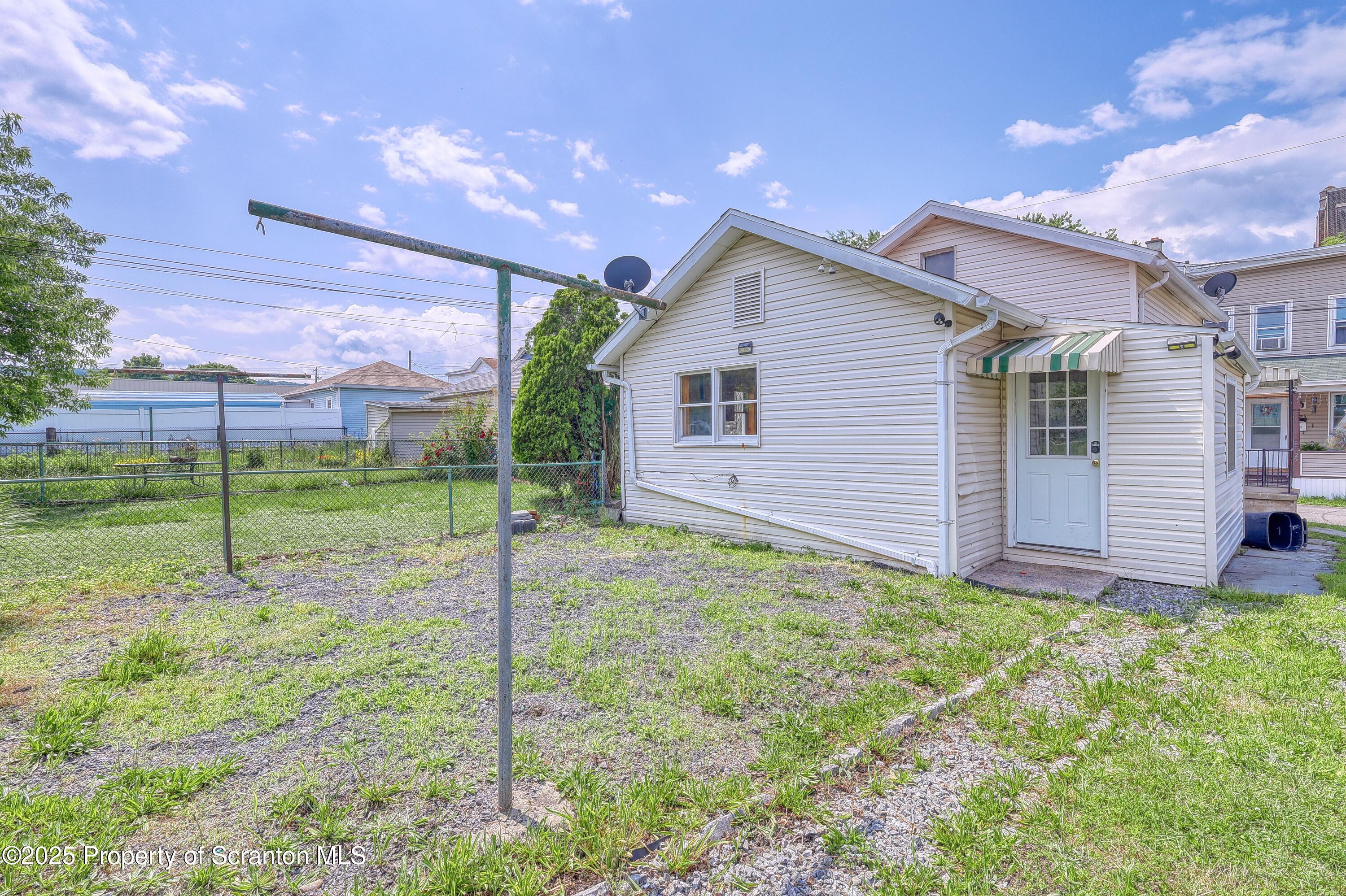 326 Neptune Place Scranton, PA 18505 - Photo 29 of 29 IMG_6566_hdr (1)