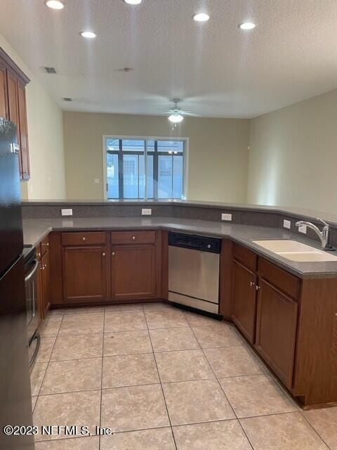 462 Roserush Lane Jacksonville, FL 32225 - Photo 6 of 19 kitchen1