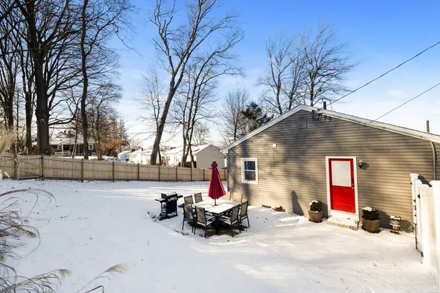 $519,000 | 330 Christian Street, Lowell, MA 01850