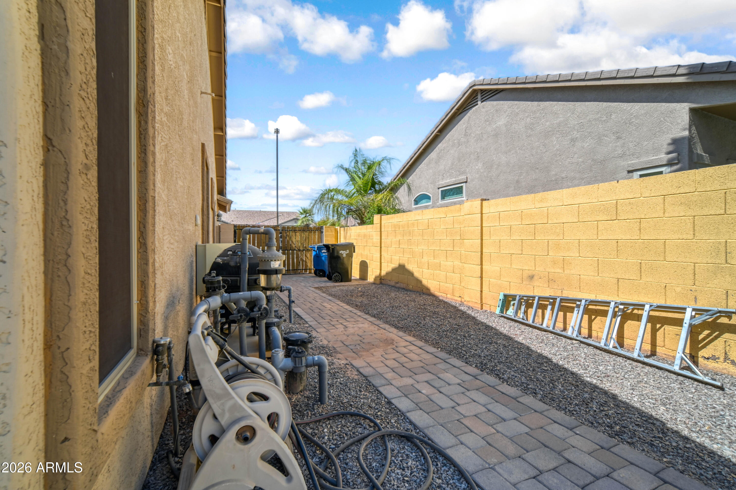 4019 East Del Rio Street Gilbert, AZ 85295 - Photo 32 of 37 37-4019 E Del Rio Street-37