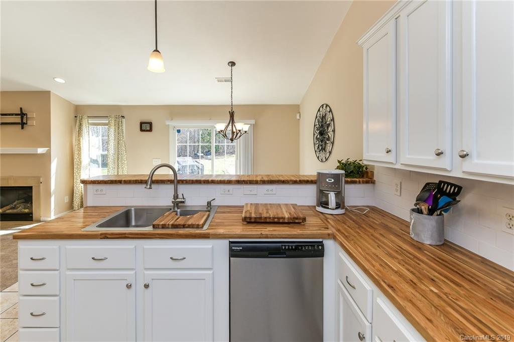 550 Pennyfields Lane Clover, SC 29710 - Photo 15 of 28 Gallery Image 15