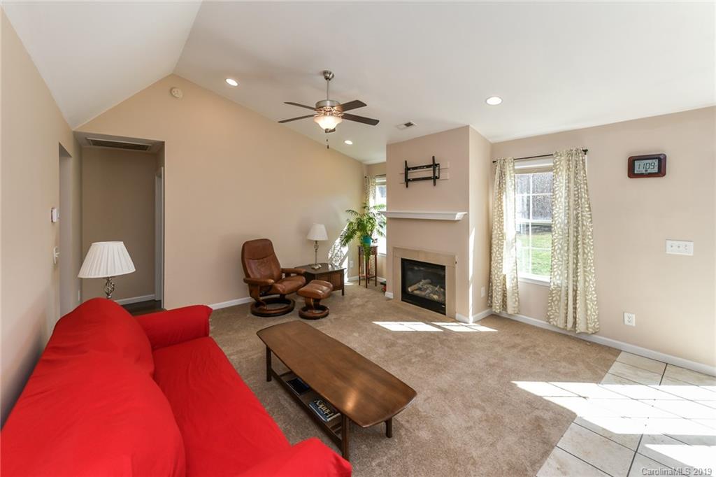 550 Pennyfields Lane Clover, SC 29710 - Photo 6 of 28 Gallery Image 6