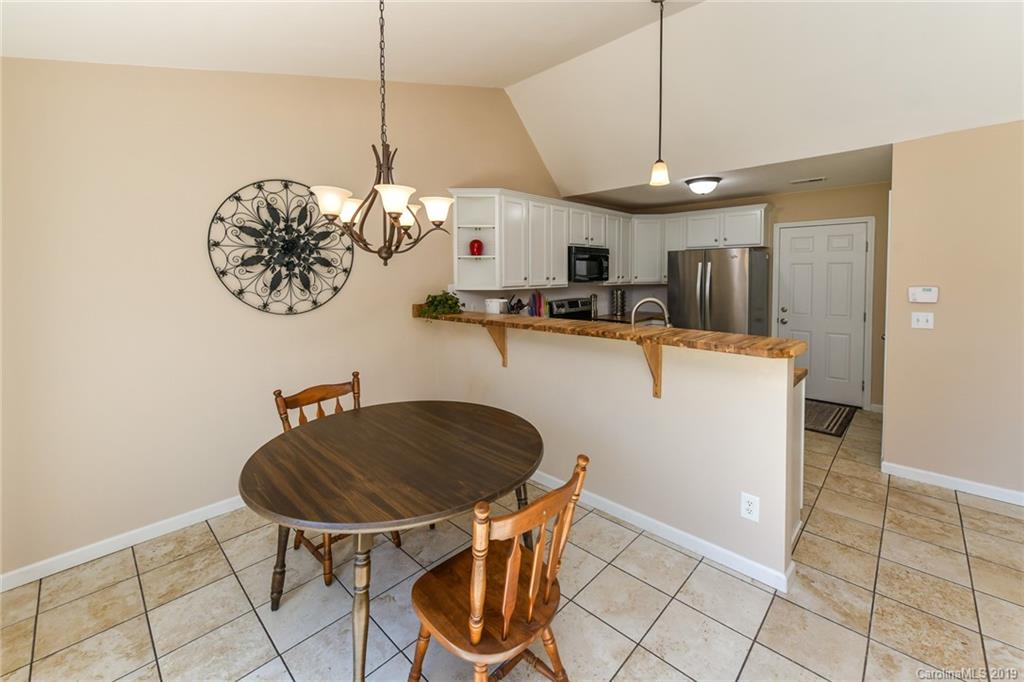 550 Pennyfields Lane Clover, SC 29710 - Photo 9 of 28 Gallery Image 9