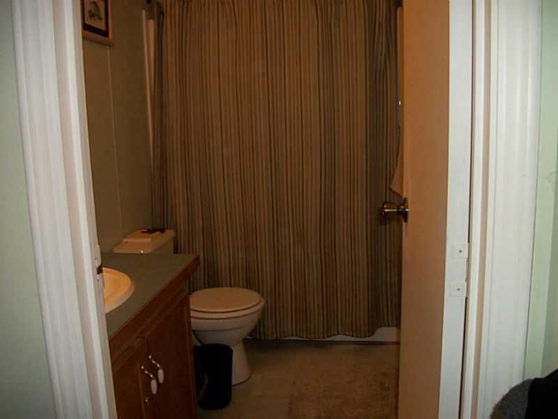 294 Alpine Street Paris, ME 04281 - Photo 9 of 27 Bathroom.