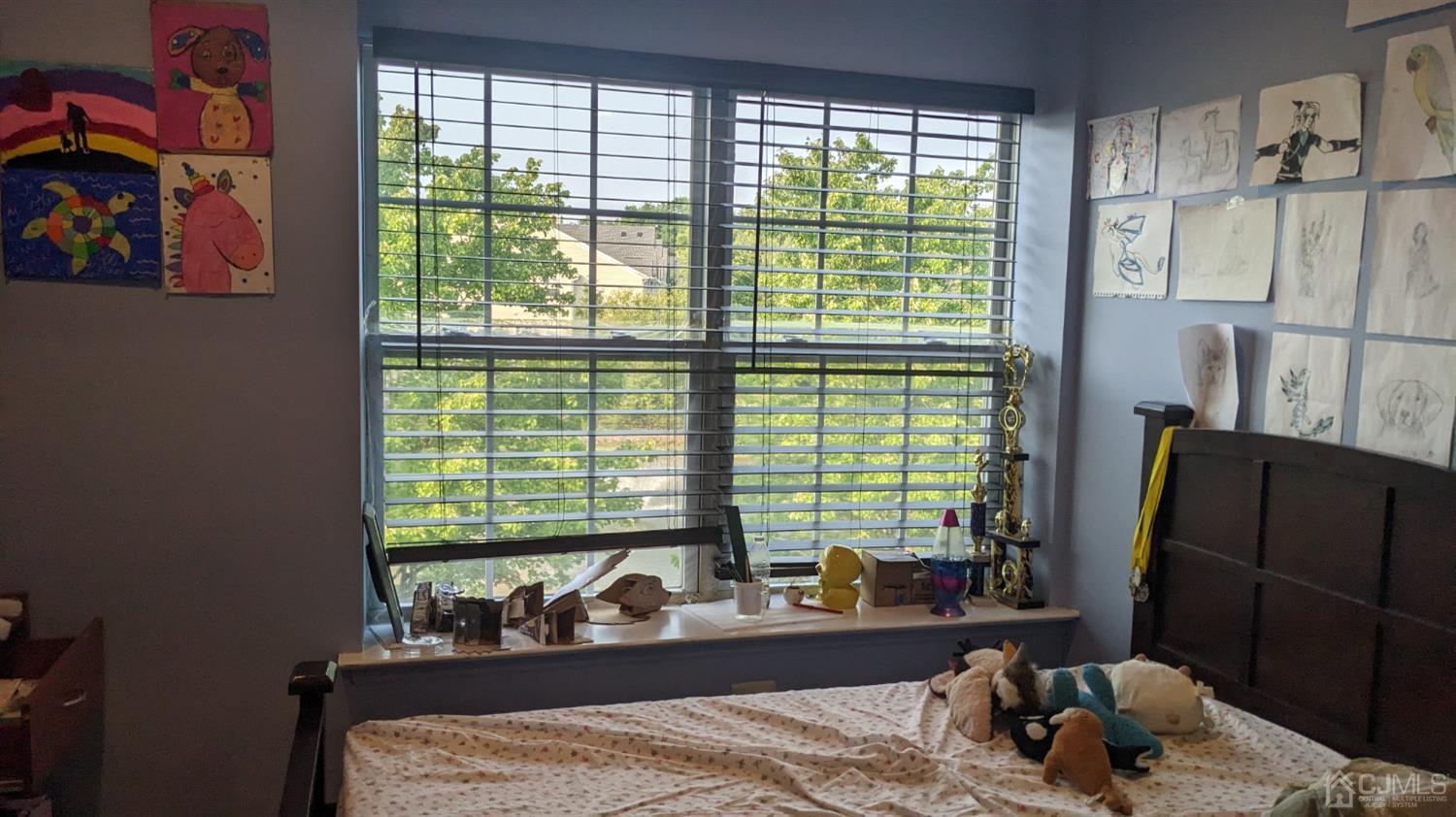 7 Newburgh Drive Edison, NJ 08820 - Photo 18 of 20 a bedroom with a bed and a window