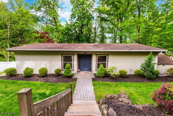 $599,000 | 32 Foremost Mountain Road, Montville, NJ 07082