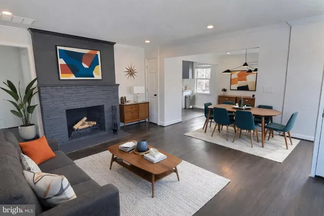 $3,500 | 2913 Fairlawn Street, Temple Hills, MD 20748