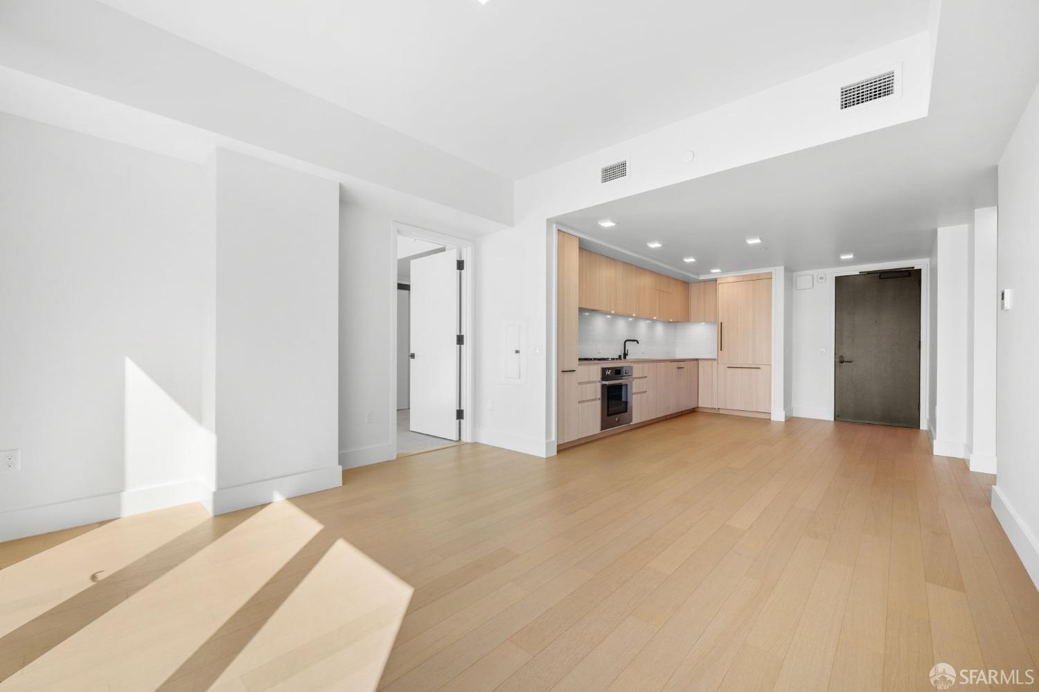 950 Tennessee Street, Unit 404 San Francisco, CA 94107 - Photo 12 of 80