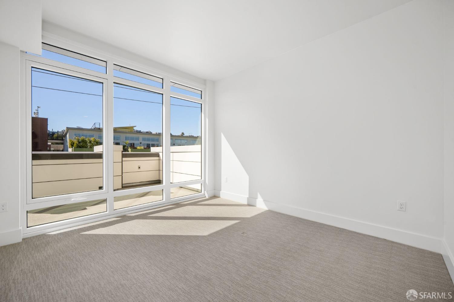 950 Tennessee Street, Unit 404 San Francisco, CA 94107 - Photo 18 of 80 a view of a room with window
