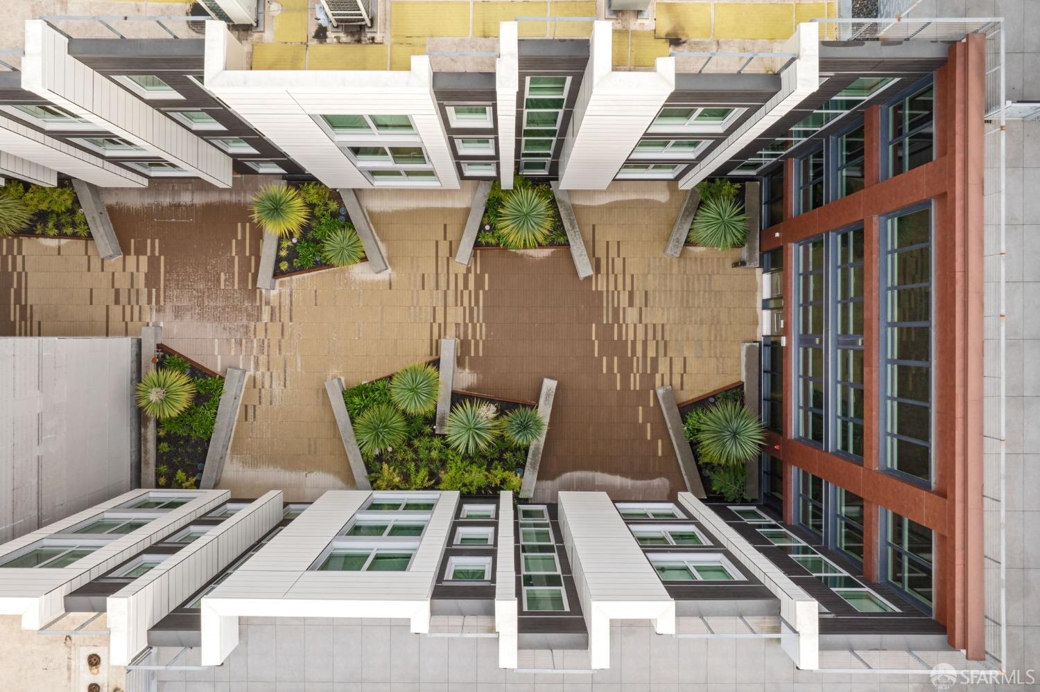 950 Tennessee Street, Unit 404 San Francisco, CA 94107 - Photo 76 of 80 a view of buildings