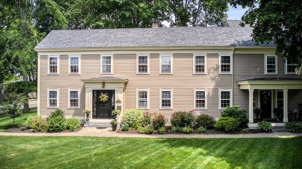 105 Elm Street, Unit A Andover, MA 01810 - Photo 2 of 32