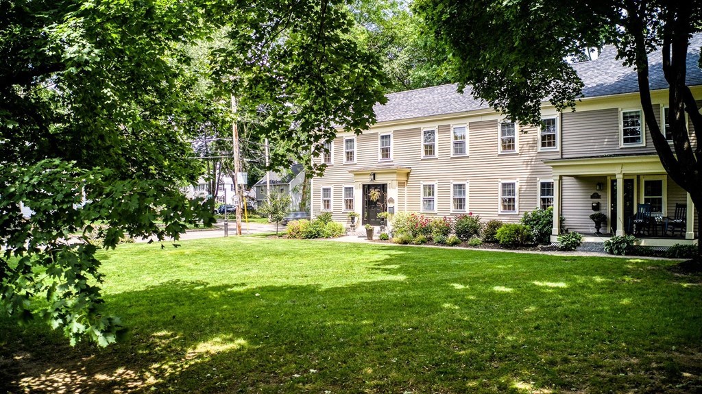 105 Elm Street, Unit A Andover, MA 01810 - Photo 3 of 32