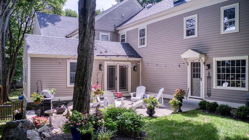 105 Elm Street, Unit A Andover, MA 01810 - Photo 4 of 32