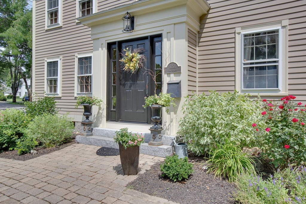 105 Elm Street, Unit A Andover, MA 01810 - Photo 7 of 32