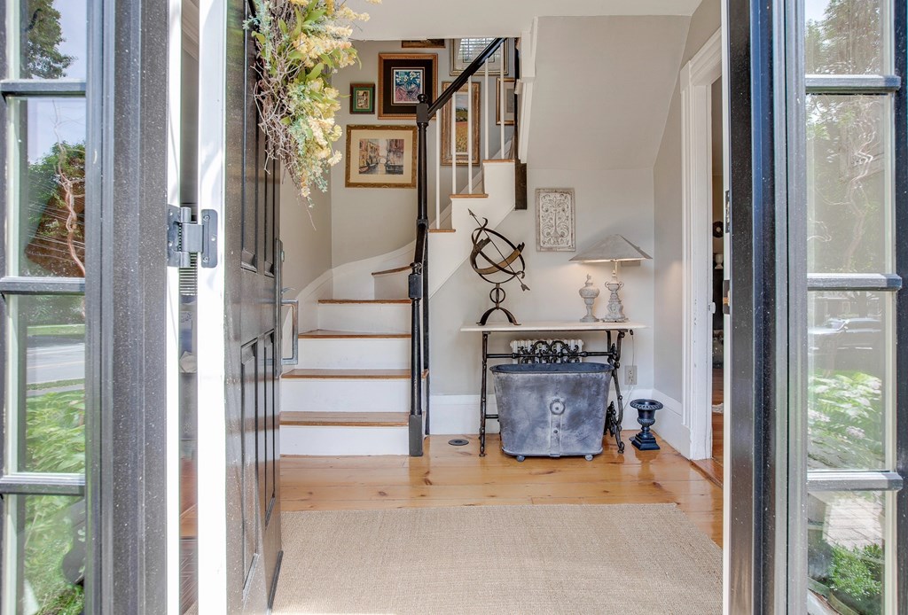 105 Elm Street, Unit A Andover, MA 01810 - Photo 8 of 32