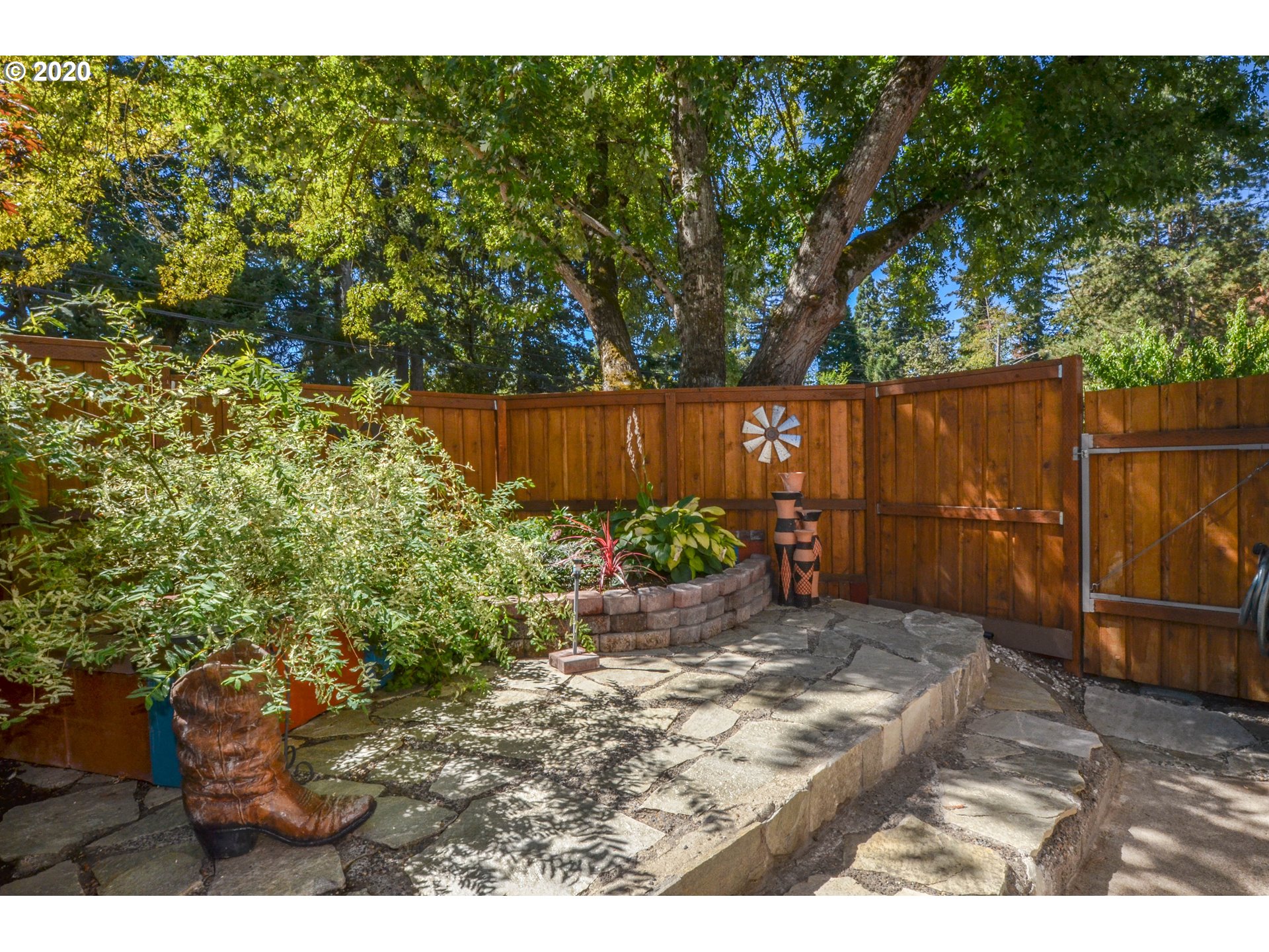 10187 Southwest Denney Road Beaverton, OR 97008 - Photo 16 of 24 Gallery Image 16