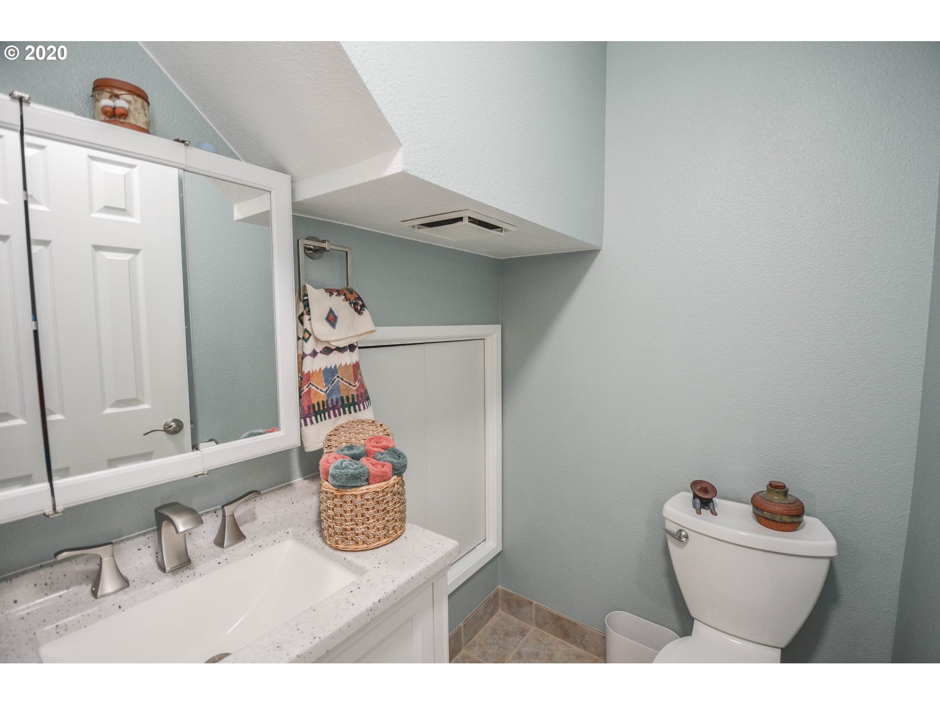 10187 Southwest Denney Road Beaverton, OR 97008 - Photo 17 of 24 Gallery Image 17