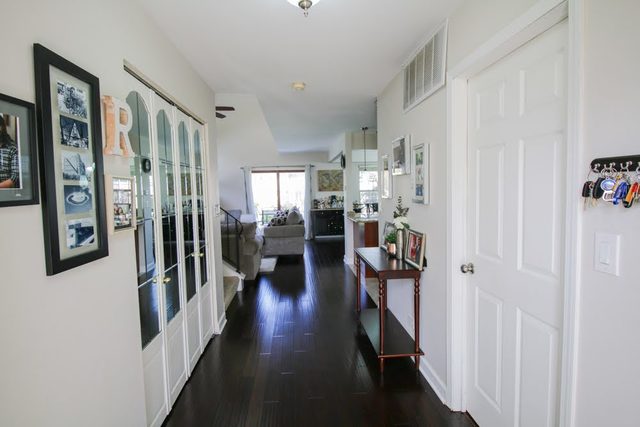 650 Tamarac Boulevard, Unit 650 Addison, IL 60101 - Photo 2 of 21