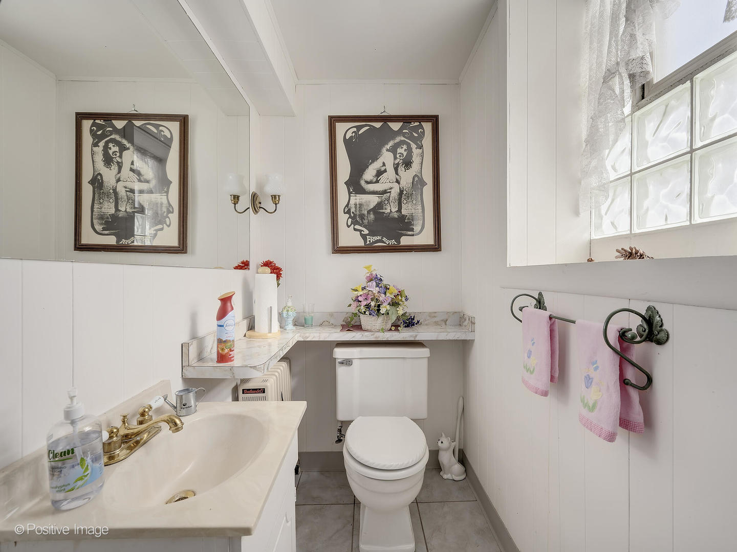 2435 Keystone Avenue North Riverside, IL 60546 - Photo 25 of 27 a bathroom with a toilet sink and mirror
