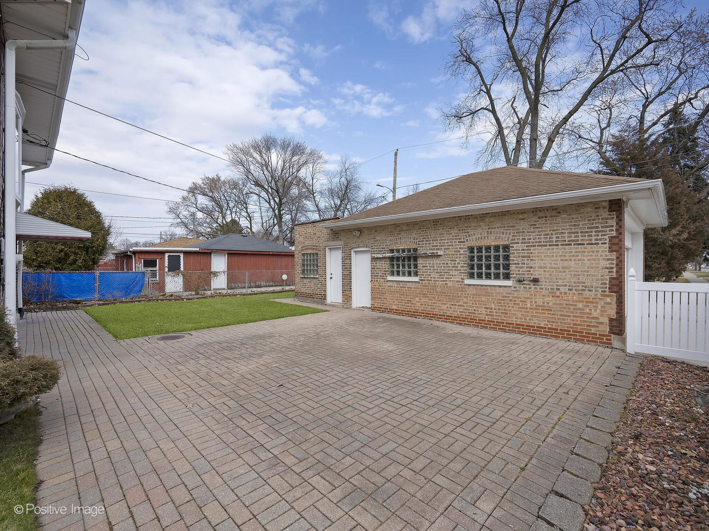 2435 Keystone Avenue North Riverside, IL 60546 - Photo 6 of 27 a front view of house with yard and green space