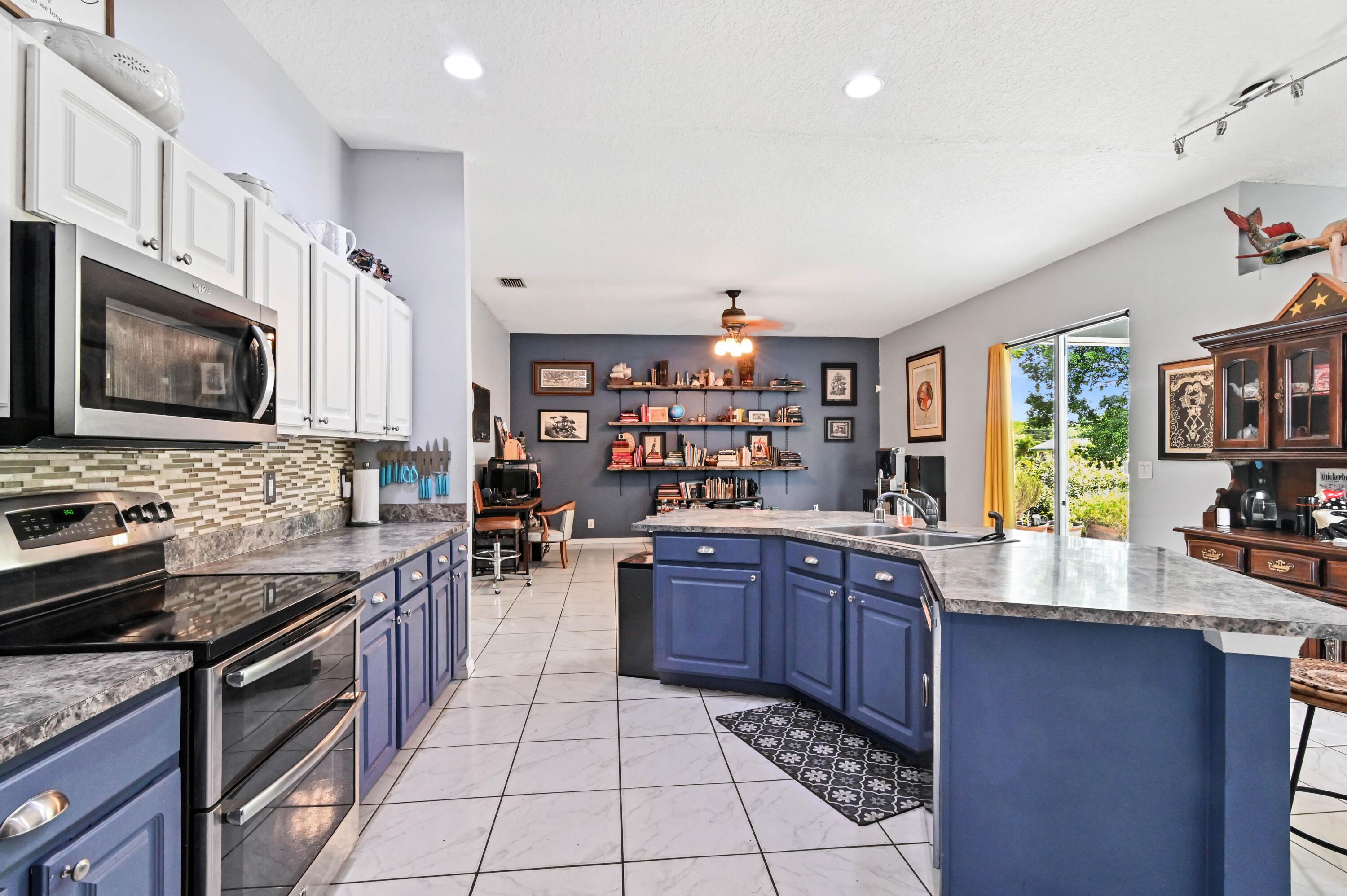 17630 38th Road North Loxahatchee, FL 33470 - Photo 11 of 45 16 kitchen 03